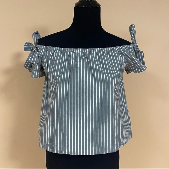 5/$20 Lush Green White Stripe Off the Shoulder Cotton Blouse Top Bows XS - Picture 2 of 10